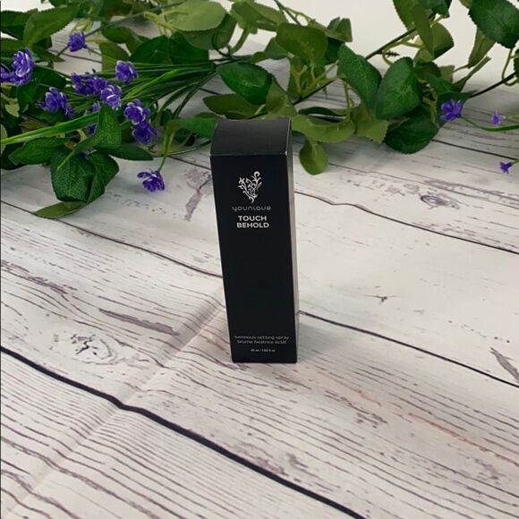 Younique Other - Younique setting spray